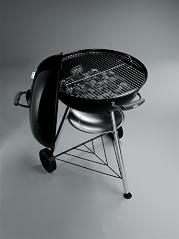 Test Weber Compact Kettle, Holzkohle-Kugelgrill 57 cm
